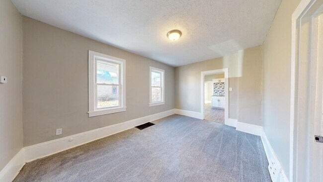 Building Photo - Clark / Fulton Area - Single Family Home