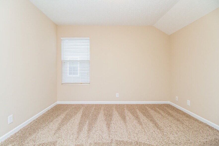 Building Photo - 2722 Apostle Ln