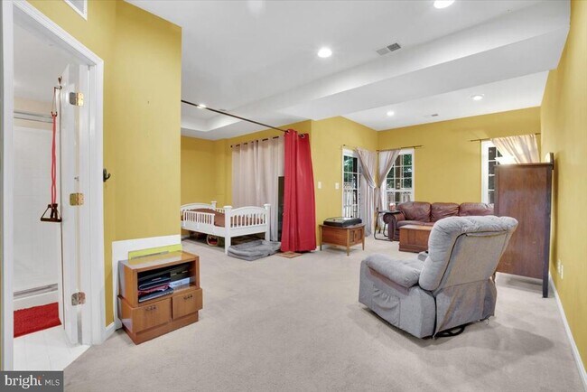 Building Photo - 41904 Cinnabar Square