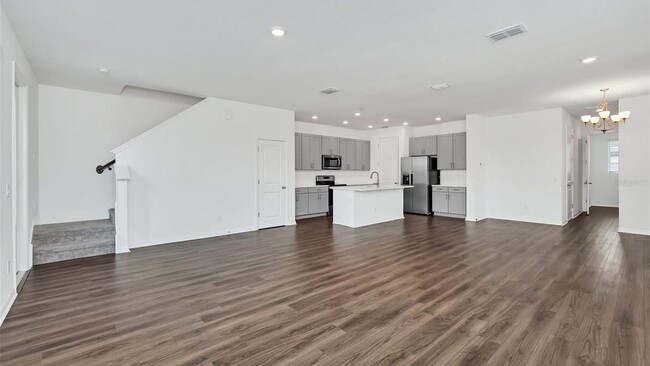 Building Photo - 1640 Sanibel Dr