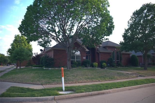 Building Photo - 203 Fallbrook Dr