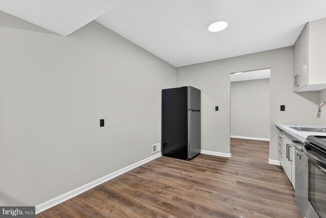 Building Photo - 4810 Wheeler Rd