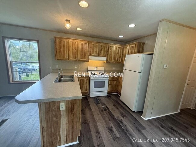 Building Photo - 1343 Ohio St