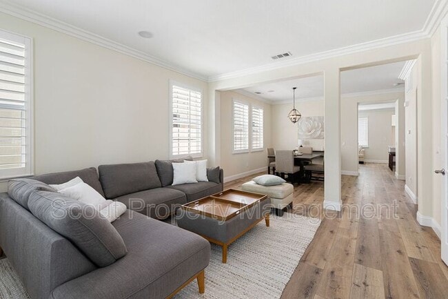 Building Photo - 40149 Balboa Dr