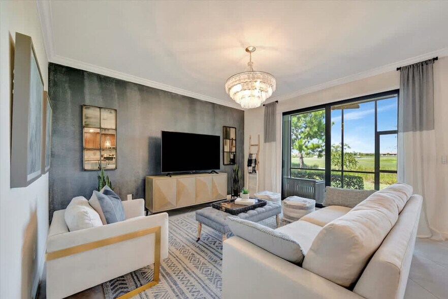 Building Photo - 5720 Palmer Cir