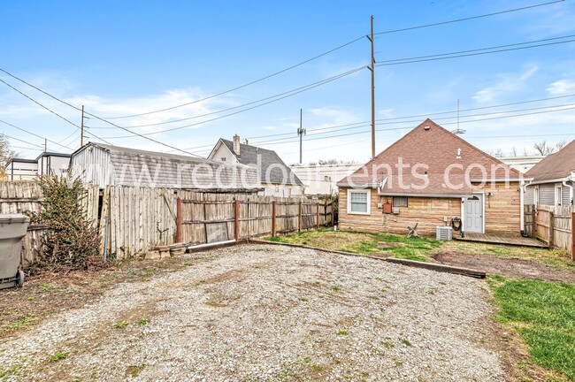 Building Photo - Charming 2-Bedroom Home in Fountain Square