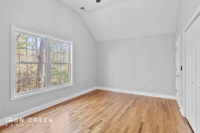 Building Photo - 5 Rocky Frk Rd