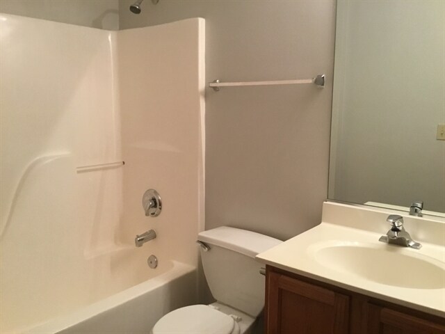 Building Photo - 1907 Arbor Falls Dr