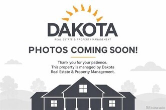 Building Photo - 205 E Longs Peak Ave