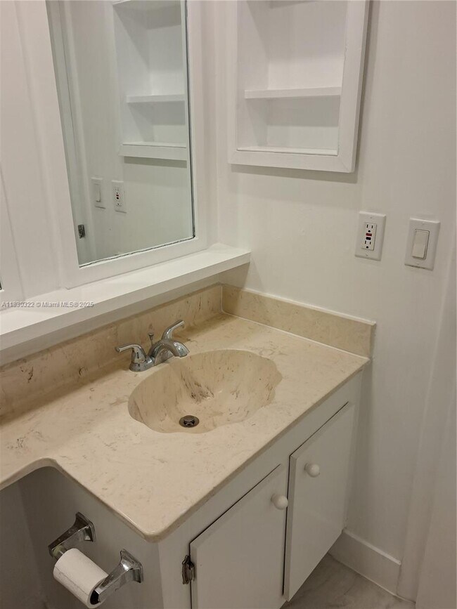 Building Photo - 3559 Magellan Cir