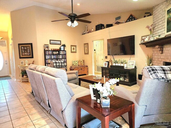 Building Photo - 912 Wine Pointe Dr