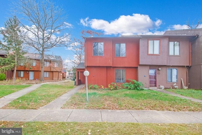 Building Photo - 35 Kings Wharf Pl
