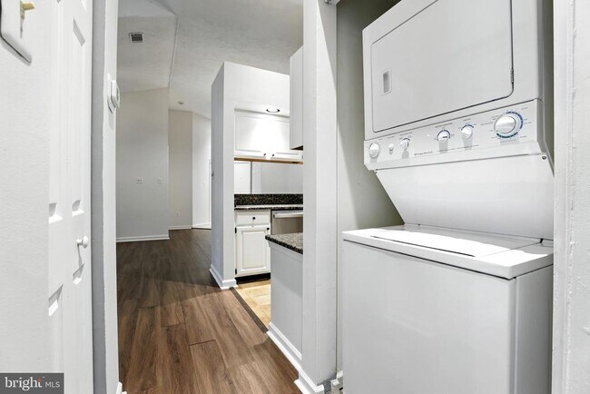 Building Photo - 12213 Eagles Nest Ct
