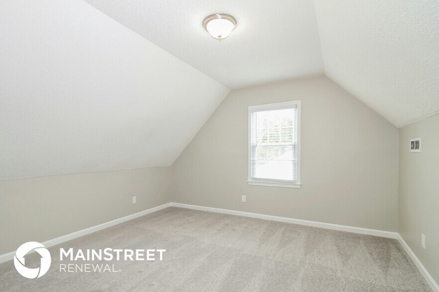 Building Photo - 1716 Carriage Cove Ln