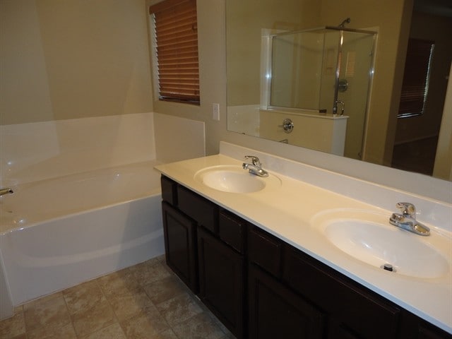 Building Photo - 3927 S Napa Ln