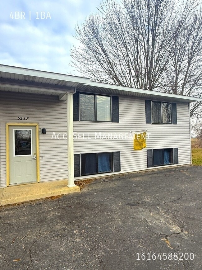 Building Photo - 5227 Rich St