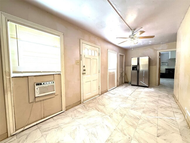 Building Photo - 5004 Irvington Blvd