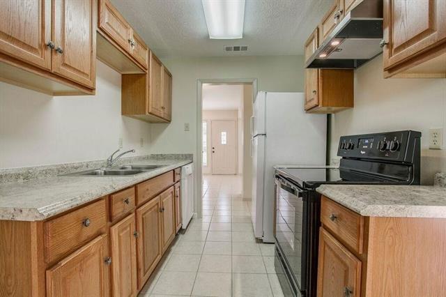 Building Photo - 1723 Windchime Dr