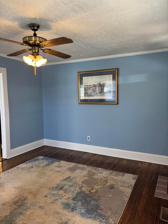 Building Photo - 107 Orange St