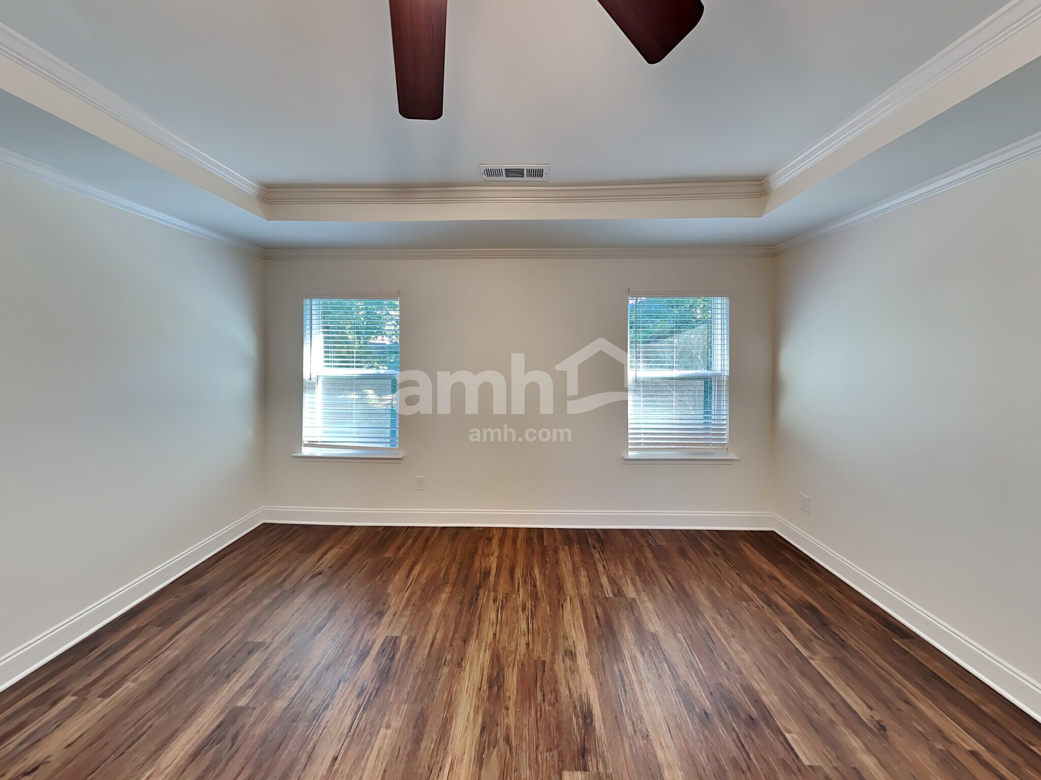 Building Photo - 5932 Hagar Vly Dr
