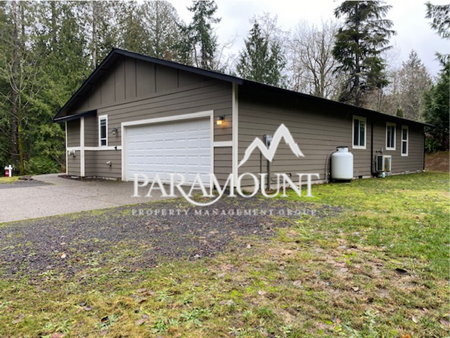 Building Photo - Beautiful 3 Bed/2 Bath Rambler Awaits!