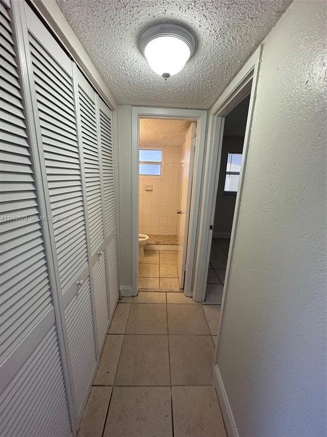 Building Photo - 2775 Taft St