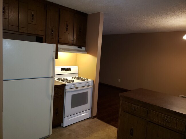 Kitchen - 7948 Ewing Ave N
