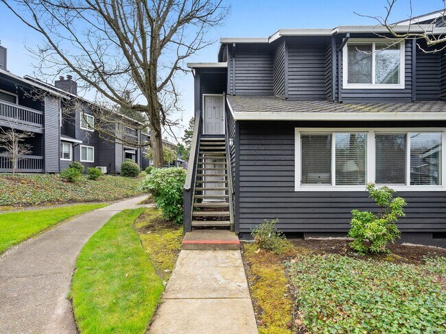 Building Photo - 1-bedroom, 1-bath condo in the heart of Murrayhill