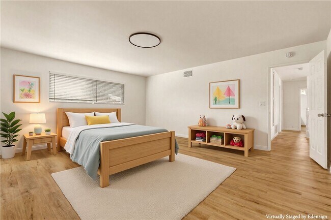 Building Photo - 4310 Tamoshanter Ln