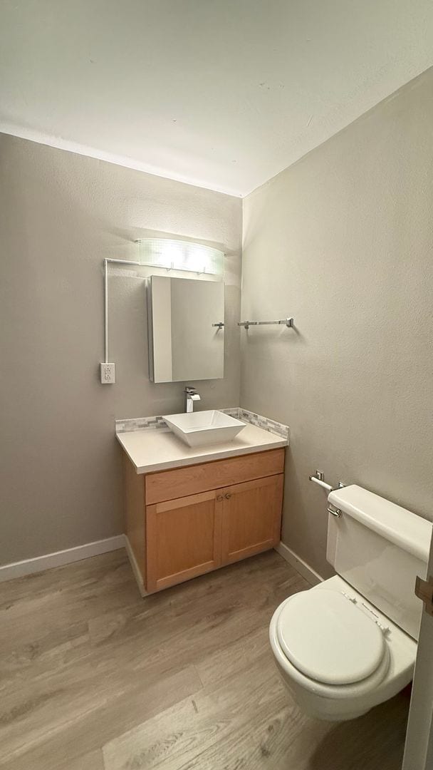 Building Photo - Updated 2BR Condo at Sky Terrace (Utilities Included!)