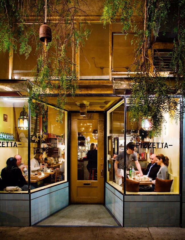 Building Photo - Tranquil & Spacious 2 BR|1 BA Condo in the Central Richmond District