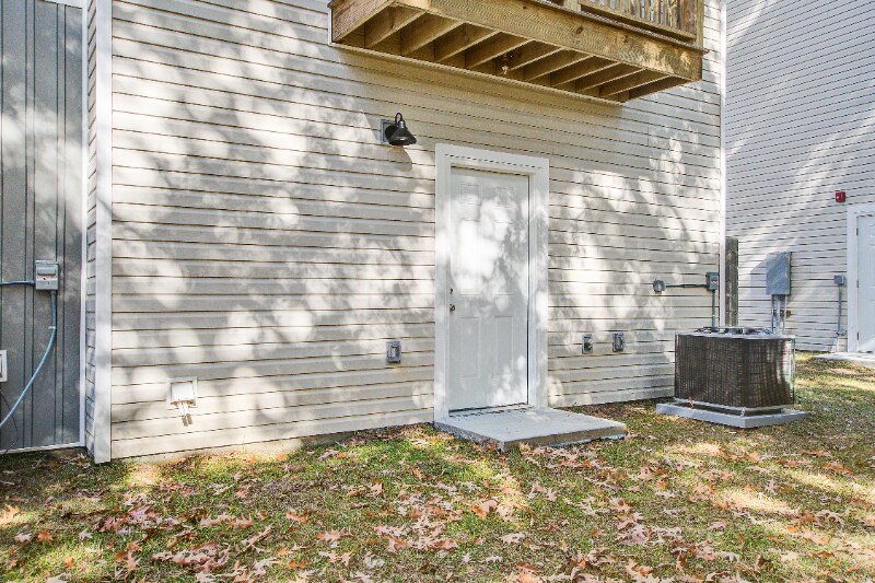 Building Photo - 2161 W Jimtown Dr