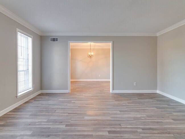 Building Photo - Spacious 4BR/2BA home in Fox Meadows - NEW...