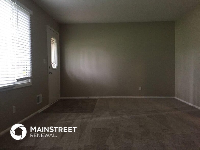 Building Photo - 2612 Springfield Dr