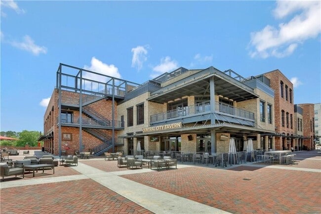 Building Photo - 1276 Ainsworth Alley