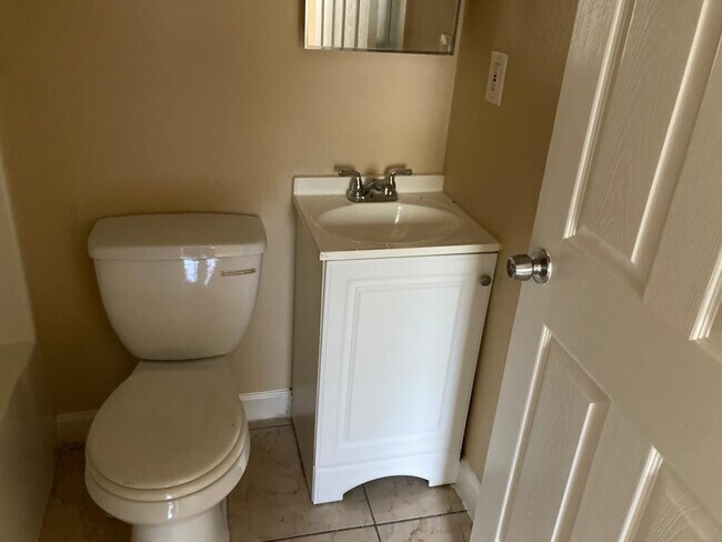 Building Photo - 179 S Barfield Hwy