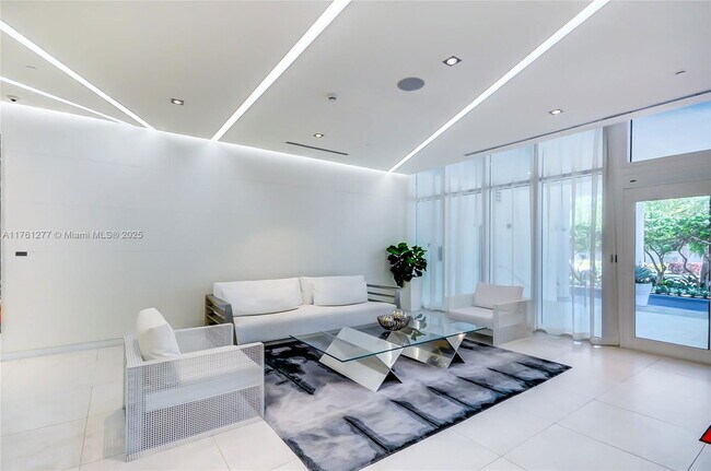 Building Photo - 4250 Biscayne Blvd