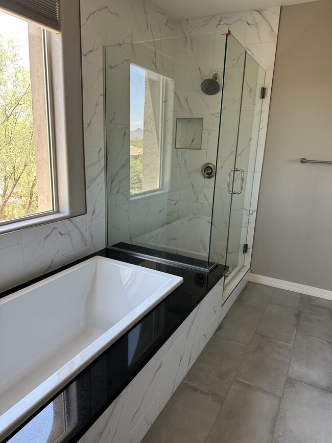 Building Photo - 7471 E Paraiso Dr