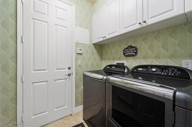 Building Photo - 6670 Marbella Ln