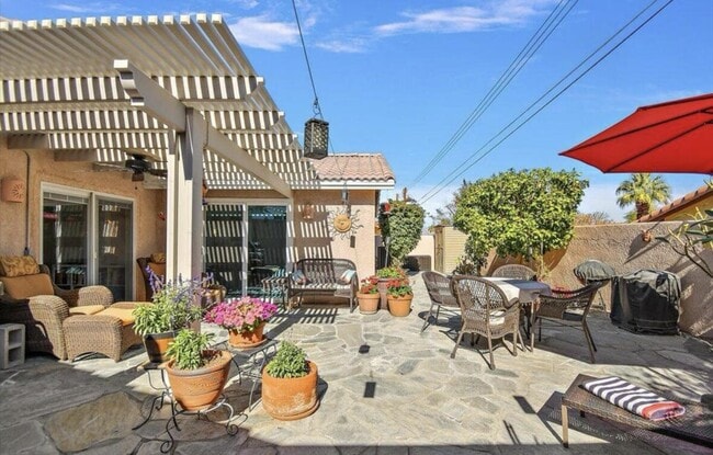 Building Photo - 53360 Avenida Juarez