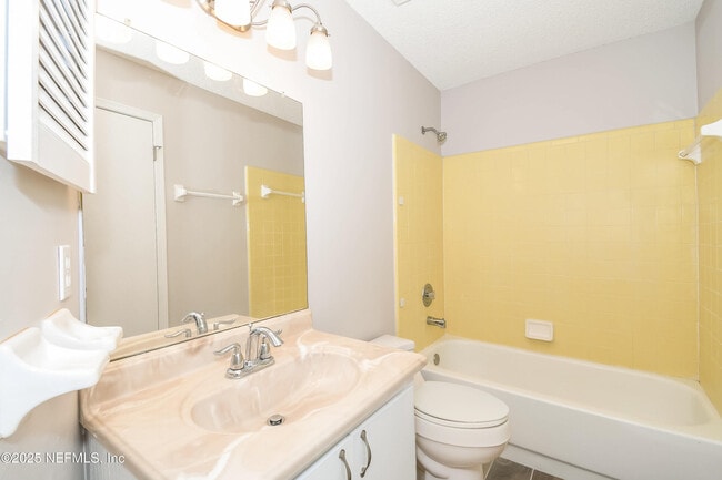 Building Photo - 1588 Shearwater Dr
