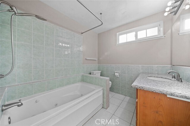 Building Photo - 8220 Briarwood St