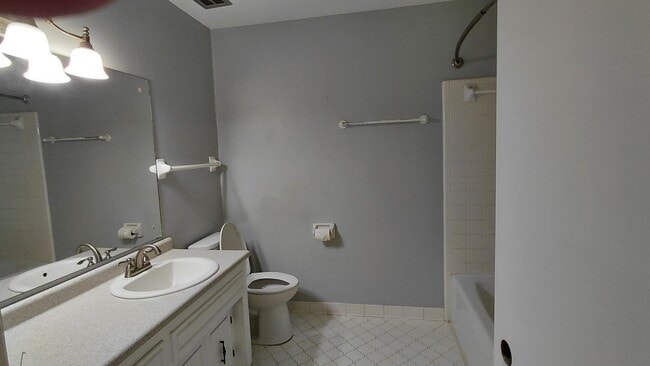 Building Photo - 5944 Port Yakima Ct