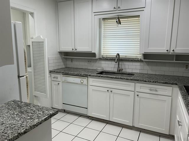 Building Photo - 1709 Vicksburg Dr