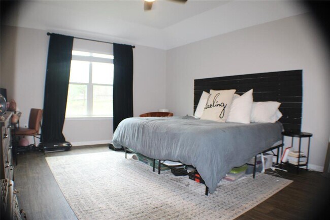 Building Photo - 12217 Riprap Dr