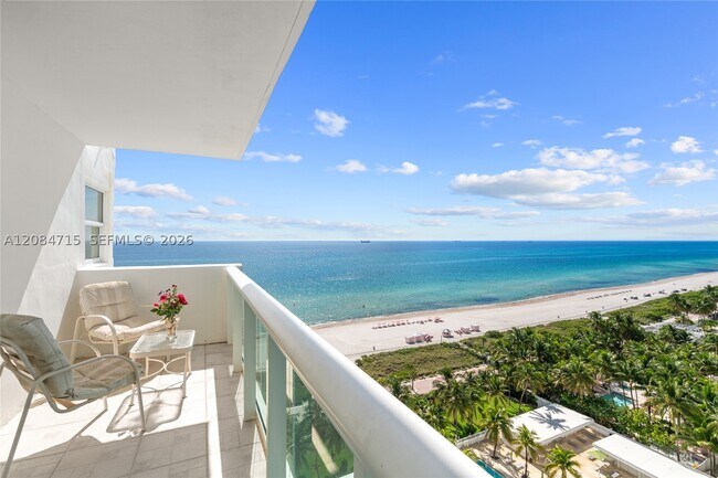 Building Photo - 5001 Collins Ave