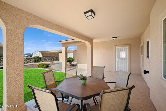 Building Photo - 3309 Tierra Angel Dr