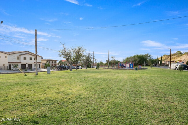 Building Photo - 6305 Palo Verde Pl