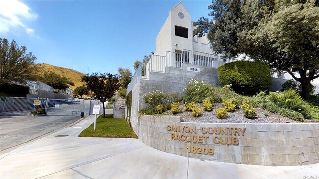 Building Photo - Wonderful 2+2 Condo W/Views + Amenities + ...