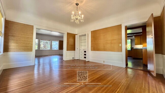 Building Photo - Charming and Spacious 4 bedroom Home in the Heart of Elmwood